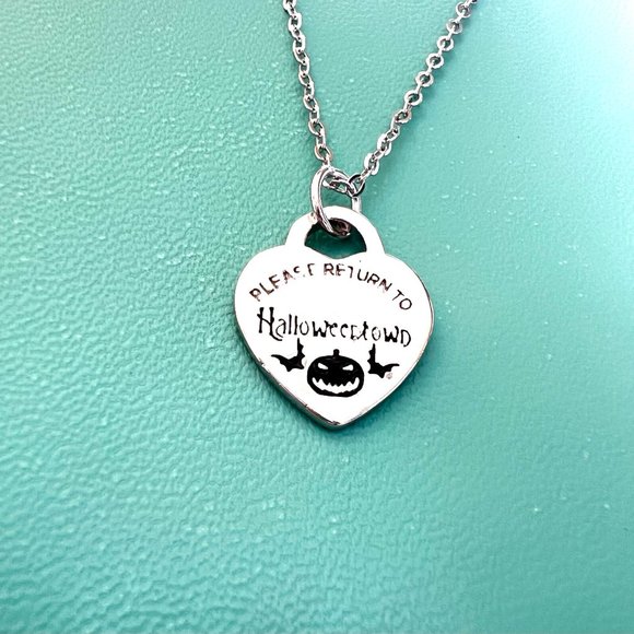 Halloweentown pumpkin and bats heart sterling silver necklace - Picture 2 of 6